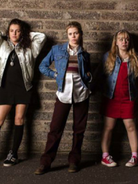 voir serie Derry Girls saison 2