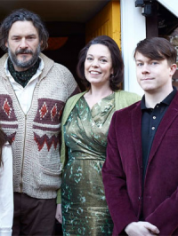 voir serie Flowers saison 2