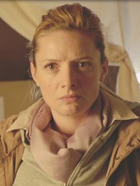voir serie Loin de chez nous saison 1