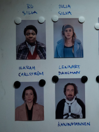voir serie Complètement à cran (Folk med ångest) saison 1