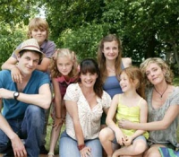 voir serie Drôle de famille saison 1