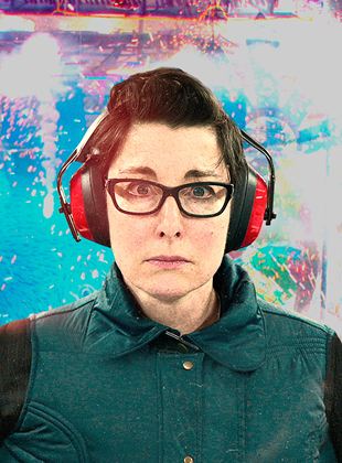 voir serie Sue Perkins: Perfectly Legal saison 1