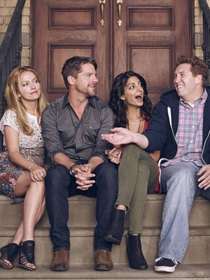 voir serie Weird Loners saison 1