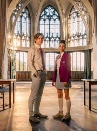 voir serie Maxton Hall – Le monde qui nous sépare saison 1