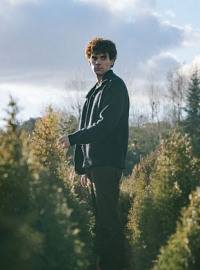 voir serie The Gardener saison 1