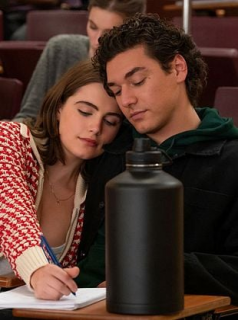 voir serie Off Campus saison 2